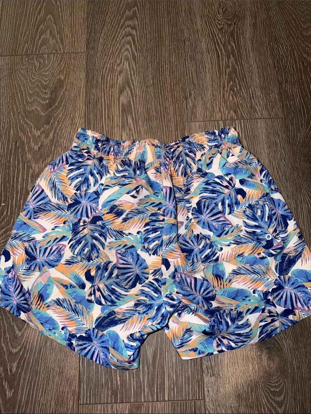 Tropical Leaf Men’s Swim Shorts Blue Peach Cabana Crown & Ivy M elastic waist